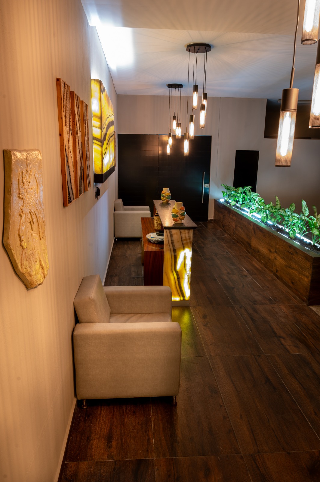 Lobby 8